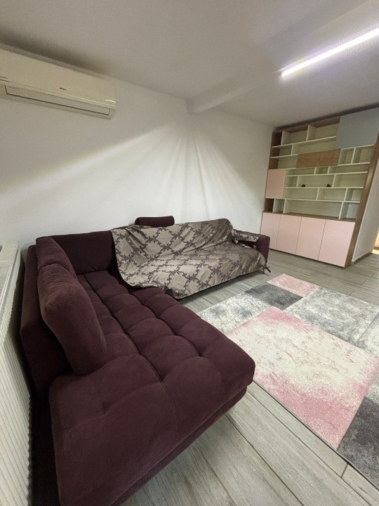 Casa individuala de vanzare P+1 - Tunari
