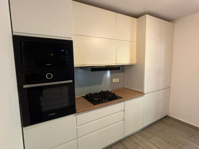 Casa individuala de vanzare P+1 - Tunari