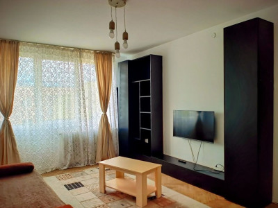 Apartament 3 camere metrou 1 Decembrie
