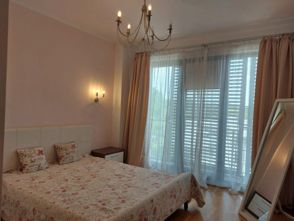 Apartament 3 camere lux cu terasă și parcare – Piața Victoriei