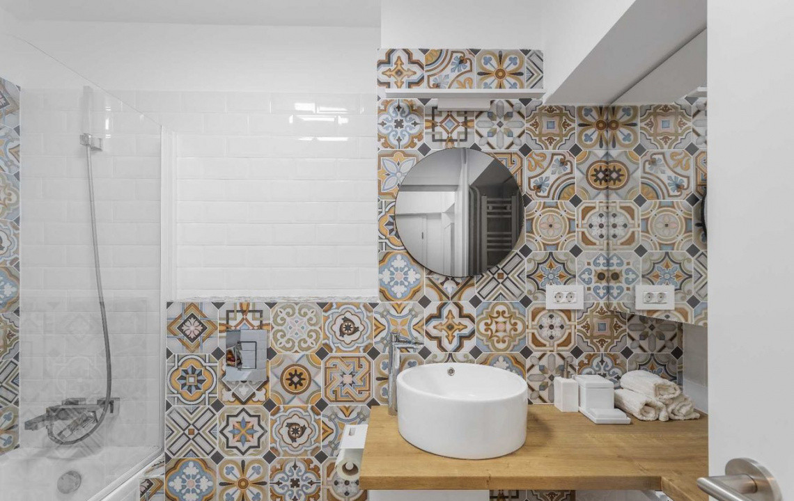 de inchiriat apartament cu 3 camere  in P-ta Operei 