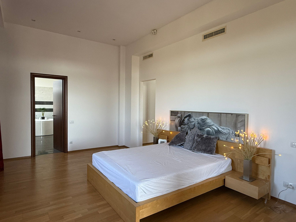 Penthouse spectaculos 180 mp cu terasă panoramică Băneasa  2.800 €