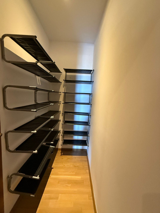 Penthouse spectaculos 180 mp cu terasă panoramică Băneasa  2.800 €