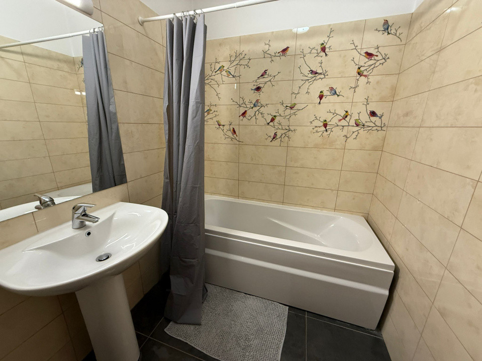 De vanzare apartament decomandat cu 2 camere  in Baneasa 