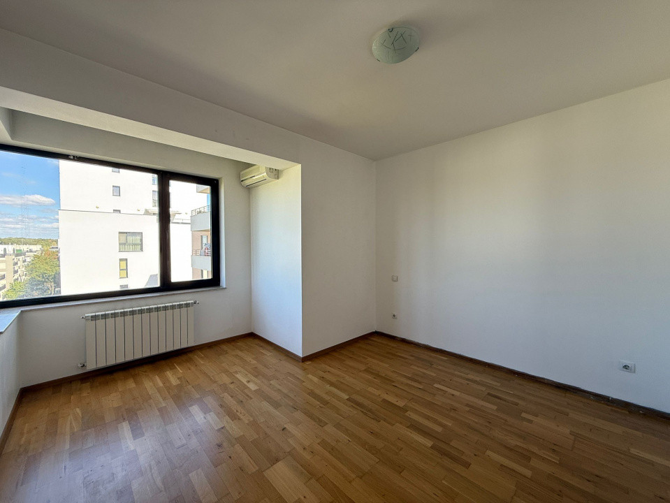 De vanzare apartament decomandat cu 2 camere  in Baneasa 