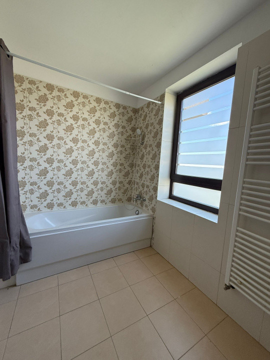 De vanzare apartament decomandat cu 2 camere  in Baneasa 