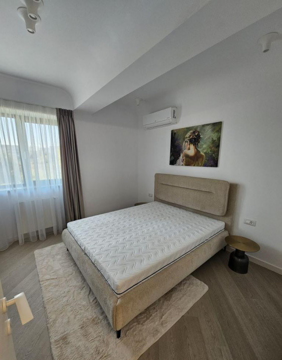 de inchiriat apartament cu 3 camere  in Cortina North