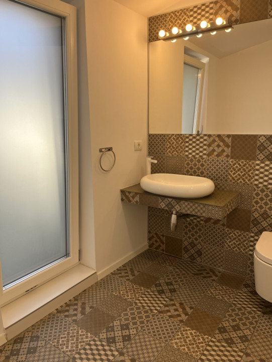 Casa individuală interbelica, 360 mp, curte, parcare, birouri, zona Dorobanti