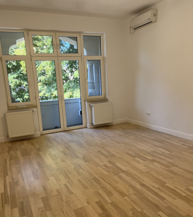 Casa individuală interbelica, 360 mp, curte, parcare, birouri, zona Dorobanti