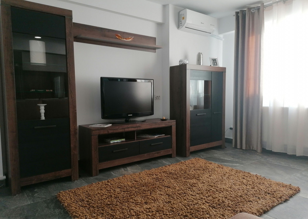 De inchiriat apartament decomandat cu 2 camere  in Salajan 