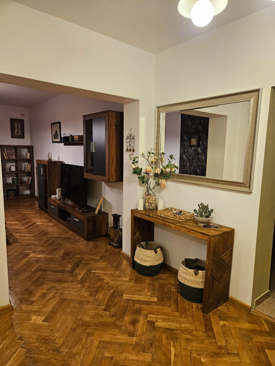 Apartament modern 3 camere - 100mp - zona Kiseleff