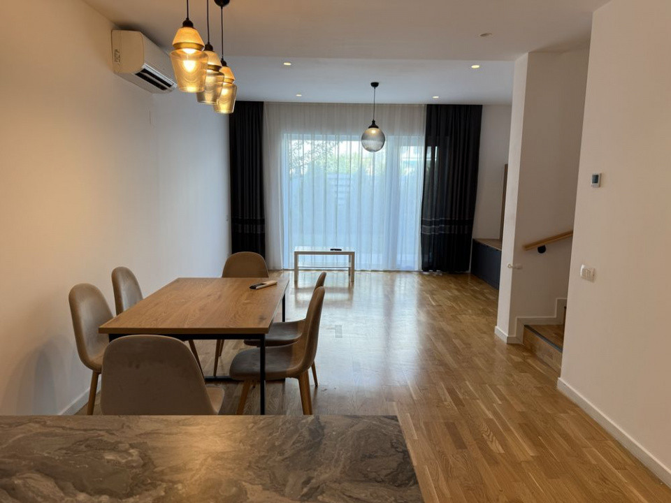  VILĂ DE ÎNCHIRIAT COMPLEX PIPERA | 5 CAMERE | TERASĂ | 3 BĂI | 145 mp