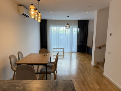  VILĂ DE ÎNCHIRIAT COMPLEX PIPERA | 5 CAMERE | TERASĂ | 3 BĂI | 145 mp