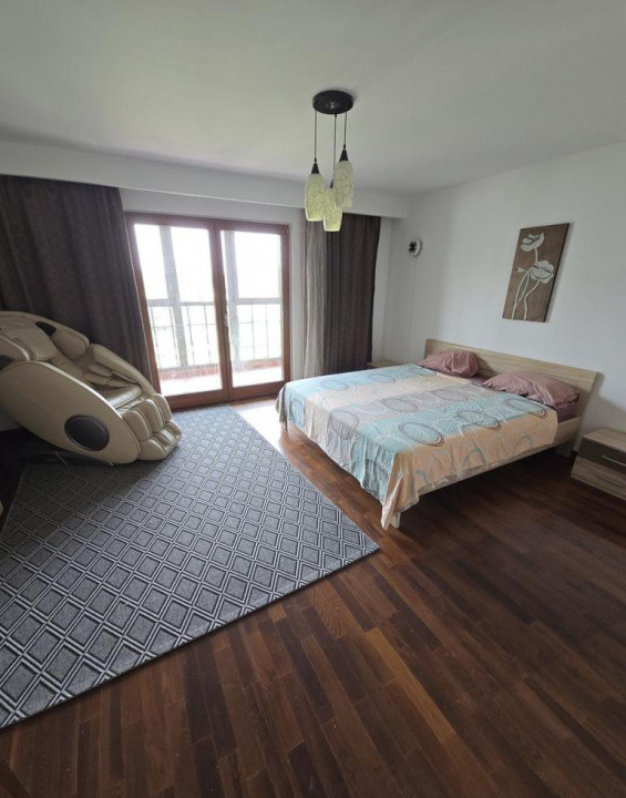 Vila de închiriat Pipera, grădina generoasa, șemineu, parcare, 260 mp