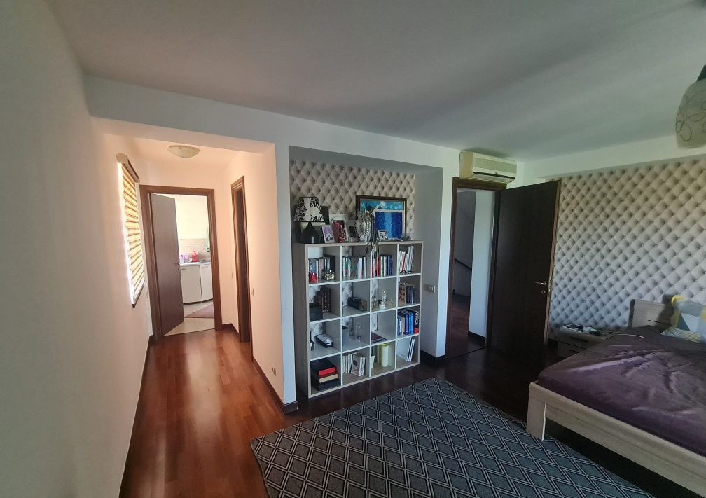 Vila de închiriat Pipera, grădina generoasa, șemineu, parcare, 260 mp