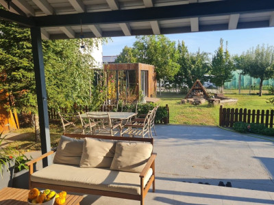 Vila de închiriat Pipera, grădina generoasa, șemineu, parcare, 260 mp