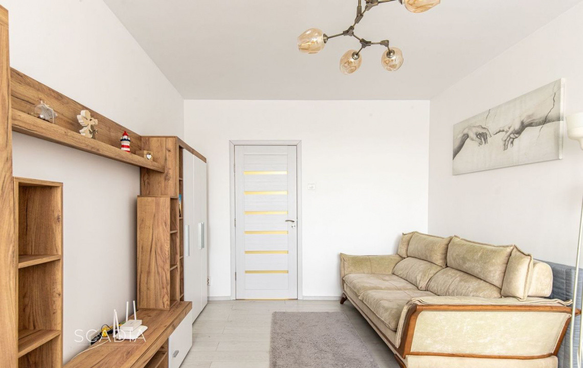 de inchiriat apartament semidecomandat cu 3 camere  in Floreasca