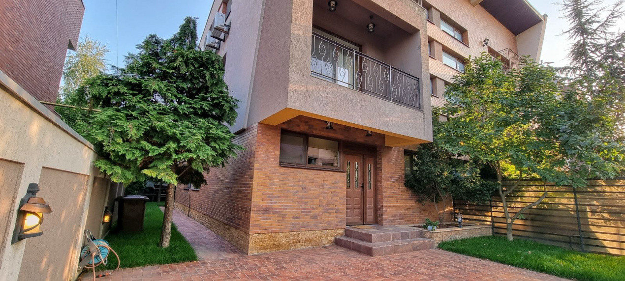Vila 5 camere | Baneasa | Casa Presei | Petrom City | Curte proprie