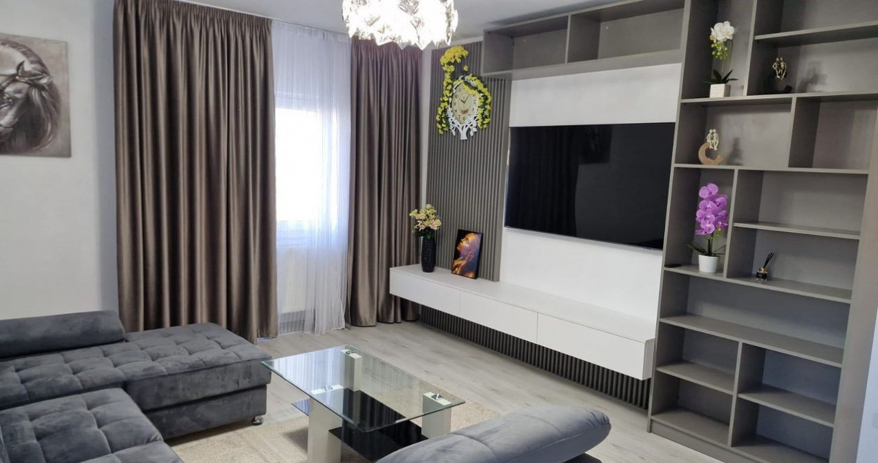 Apartament decomandat cu 3 camere, loc de parcare, zona Metalurgiei