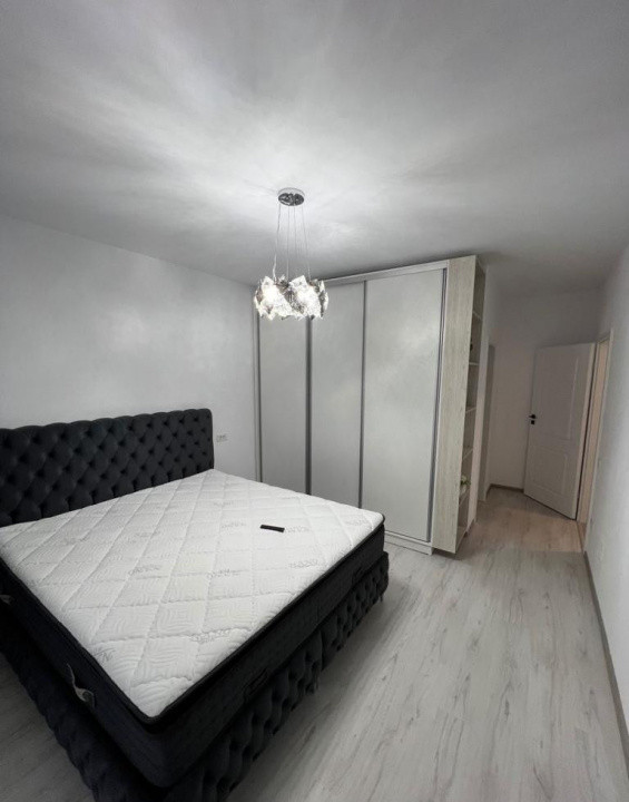 Apartament decomandat cu 3 camere, loc de parcare, zona Metalurgiei