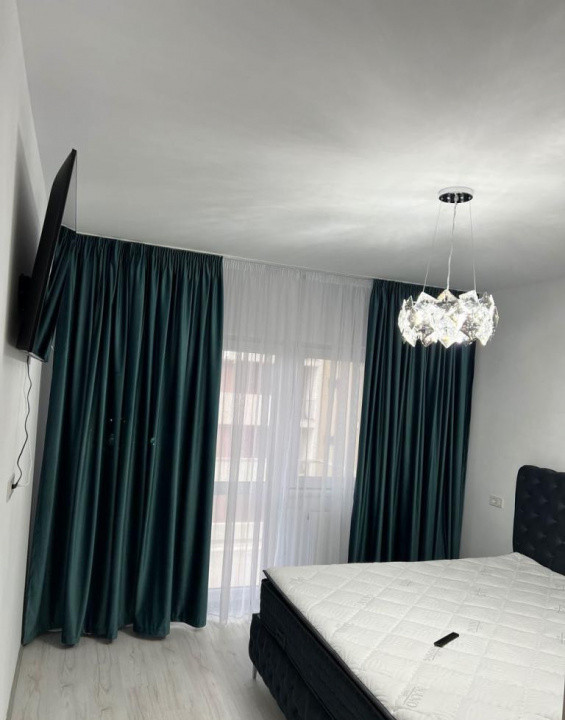 Apartament decomandat cu 3 camere, loc de parcare, zona Metalurgiei