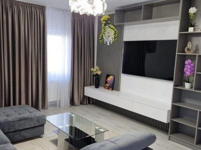 Apartament decomandat cu 3 camere, loc de parcare, zona Metalurgiei