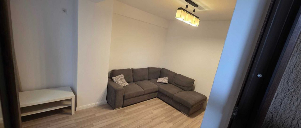 Apartament decomandat cu 3 camere  in zona Bucurestii Noi 