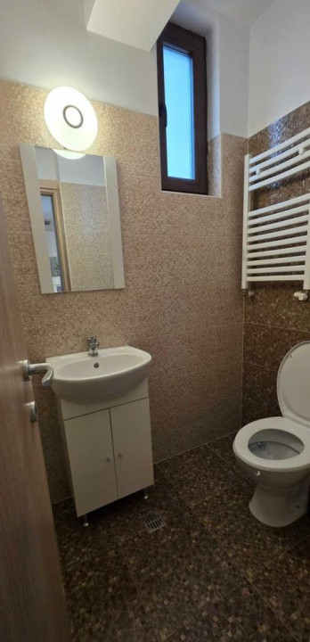Apartament decomandat cu 3 camere  in zona Bucurestii Noi 