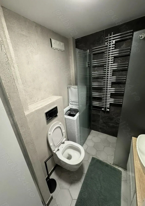 Apartament semidecomandat cu 2 camere, in zona Piata Amzei 