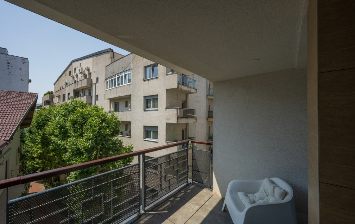 Apartament decomandat cu 2 camere  in Herastrau 