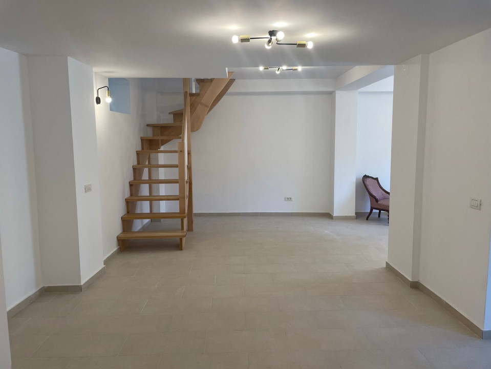 Vilă / Casă de închiriat – Aviatiei / Caramfil – ideală pentru locuință sau biro