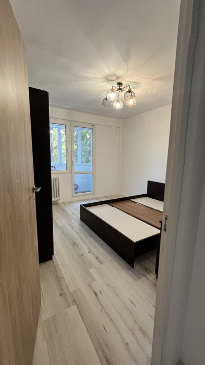🏡 Acasă începe aici – 2 camere semidecomdat, renovat, la metrou 1 Decembrie 🏡