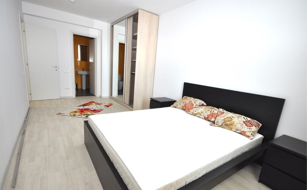 Apartament decomandat cu 3 camere  in zona Grozavesti 