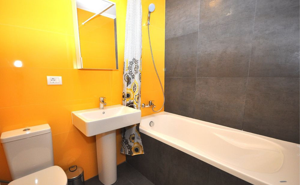Apartament decomandat cu 3 camere  in zona Grozavesti 