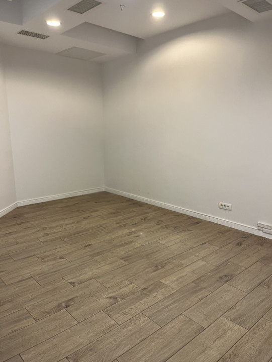 Spatiu comercial stradal, 100 mp, terasă, parcare, zona Floreasca 