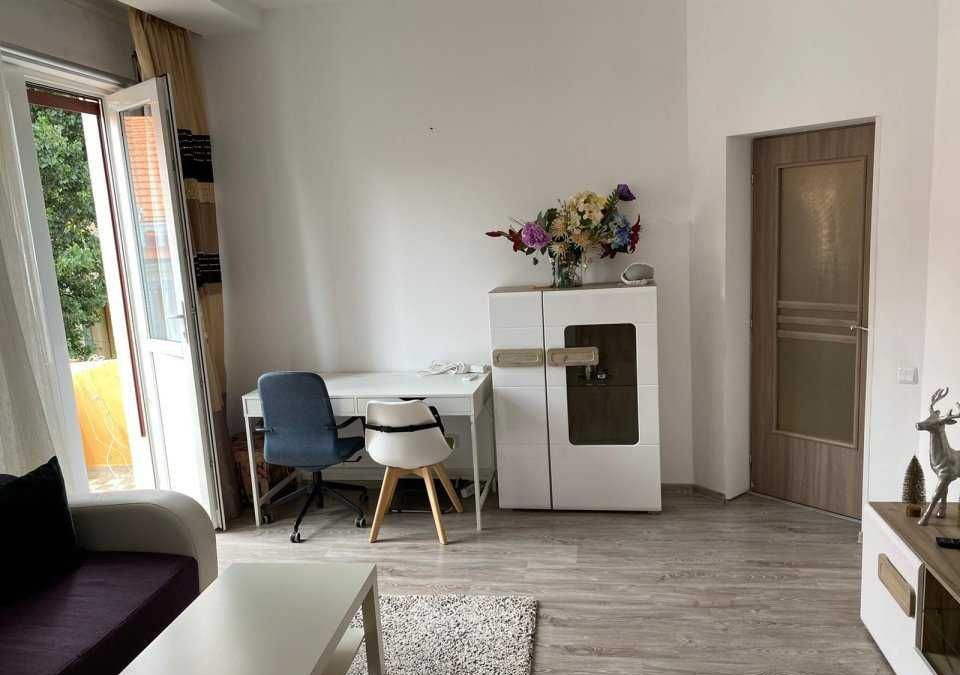 Apartament cu 2 camere, complet mobilat si utilat, Piata Romana, ASE