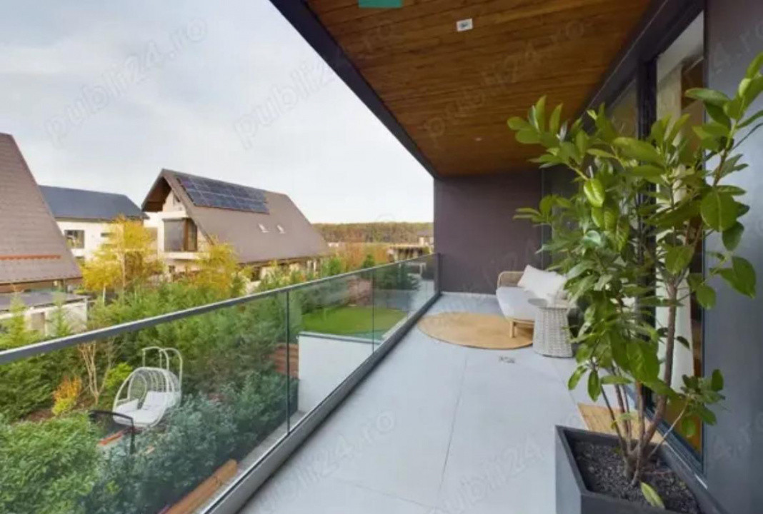 Vila Smart Home, 5 camere, 4 bai, 2 parcari, curte, piscina, zona Voluntari