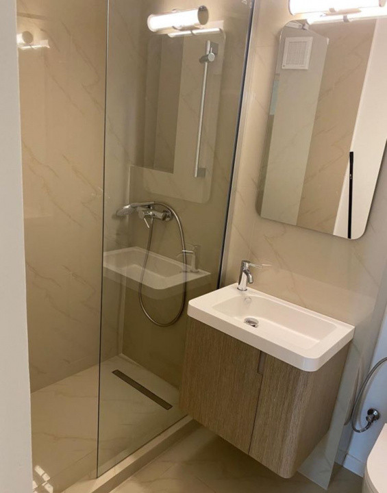 Apartament modern - 2 camere - 76mp - zona Bulevardul Decebal