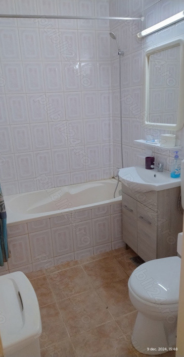 Apartament semidecomandat cu 2 camere  in zona Unirii 