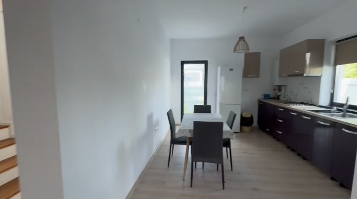 Casă nouă închiriere/ vânzare în Corbeanca  4 camere, mobilată modern