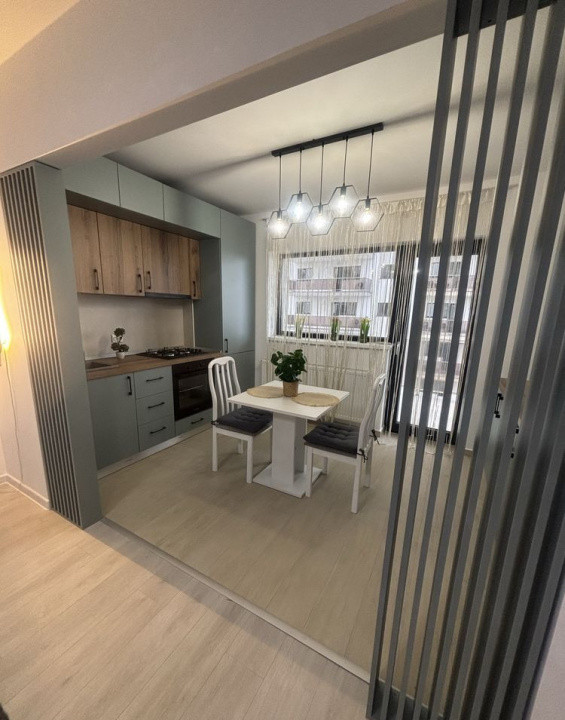 Apartament decomandat cu 2 camere  in zona Industriilor 