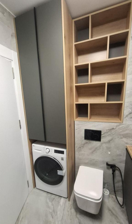 Apartament decomandat cu 2 camere  in zona Berceni 