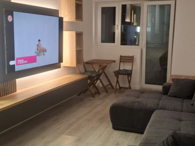 Apartament decomandat cu 2 camere  in zona Berceni 