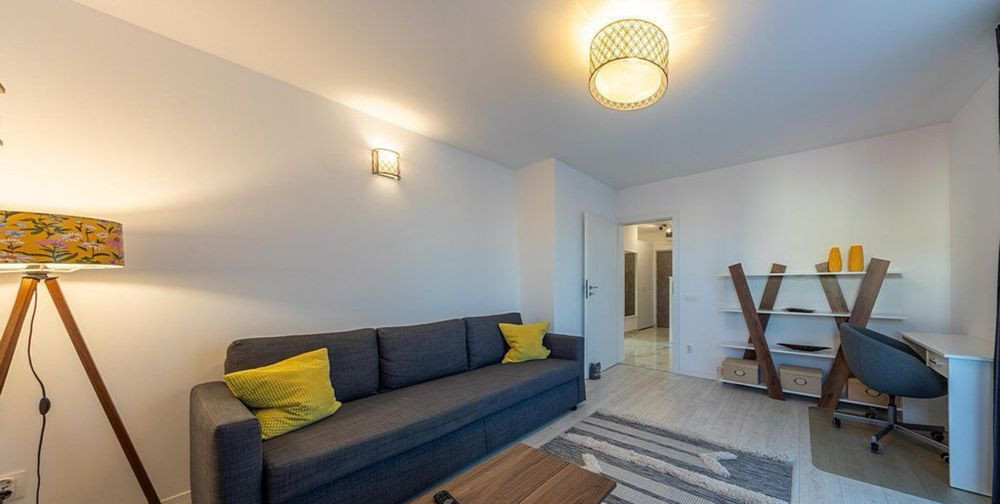 Apartament decomandat cu 2 camere  in Drumul Sarii 