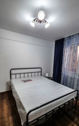 Apartament decomandat cu 2 camere  in zona Aparatorii Patriei 