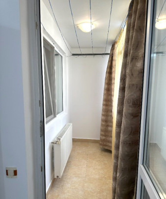 Apartament decomandat cu 2 camere  in zona Aparatorii Patriei 