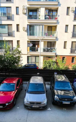 Apartament decomandat cu 2 camere  in zona Aparatorii Patriei 