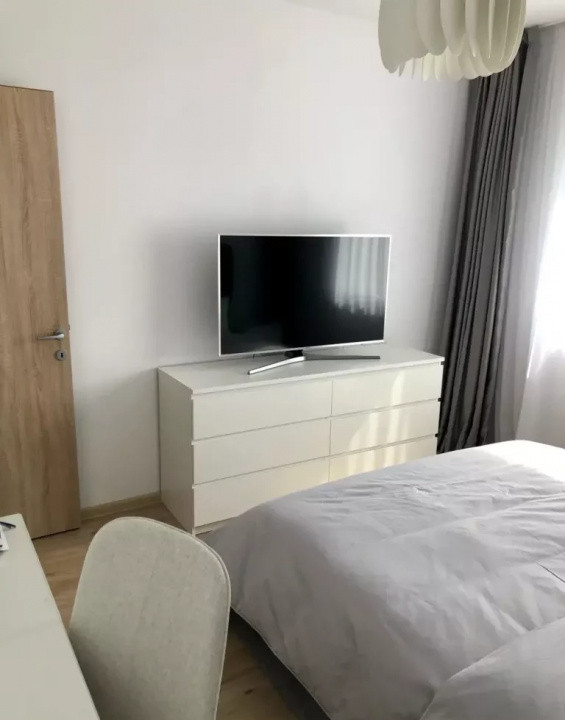 Apartament decomandat cu 2 camere  in zona Baneasa 