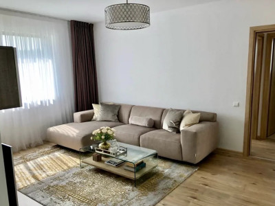 Apartament decomandat cu 2 camere  in zona Baneasa 