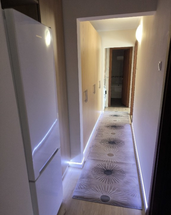 Aviatiei / 3 camere / Decomandat / Centrala proprie / AC